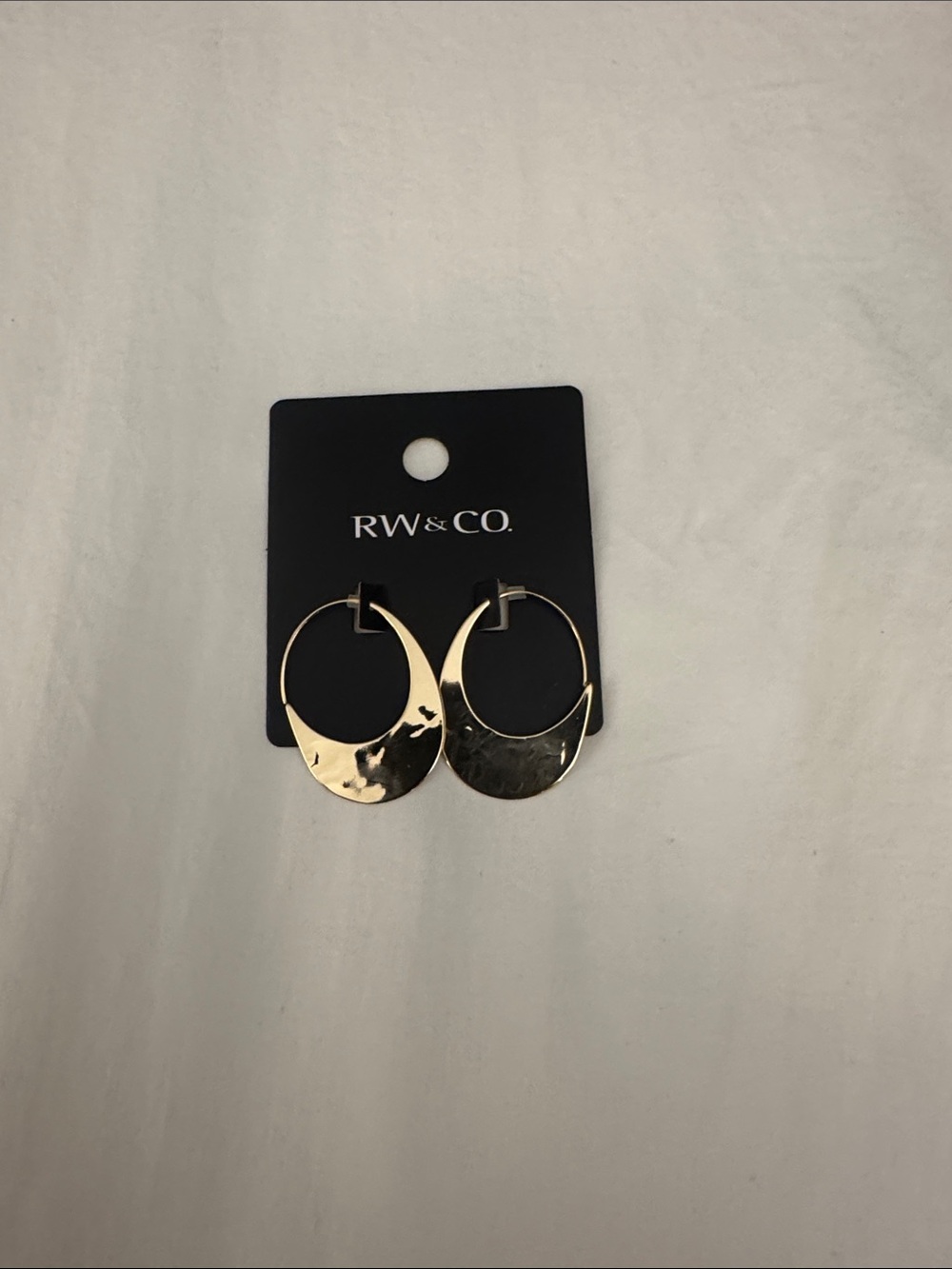 RW&CO. Shiny Gold Crescent Hoop Earrings
